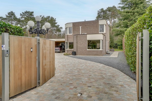 BELGIUM: Zutendaal: Stylish Villa With 3–4 Bedrooms, FOR SALE NEW!
